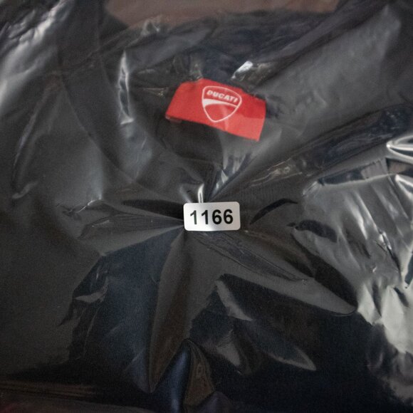 Ducati Logo Tee Mens Black Vintage Sportswear Car - Picture 8 of 8